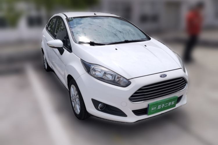 Used Ford Fiesta 2013 Sedan 1.5L Automatic Fashion Edition Front Right 45 Deg