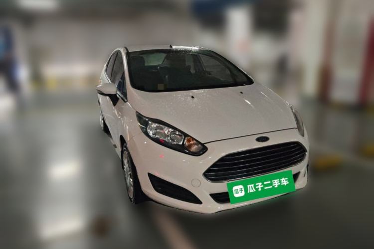 Used Ford Fiesta 2013 Sedan 1.5L Manual Fashion Edition Front Right 45 Deg