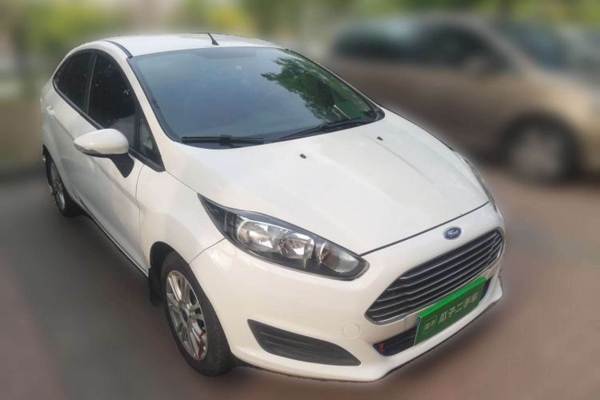 Used Ford Fiesta 2013 Sedan 1.5L Manual Fashion Edition Front Right 45 Deg