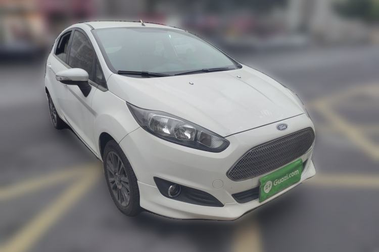 Used Ford Fiesta 2013 Hatchback 1.5L Automatic Fashion Edition Front Right 45 Deg