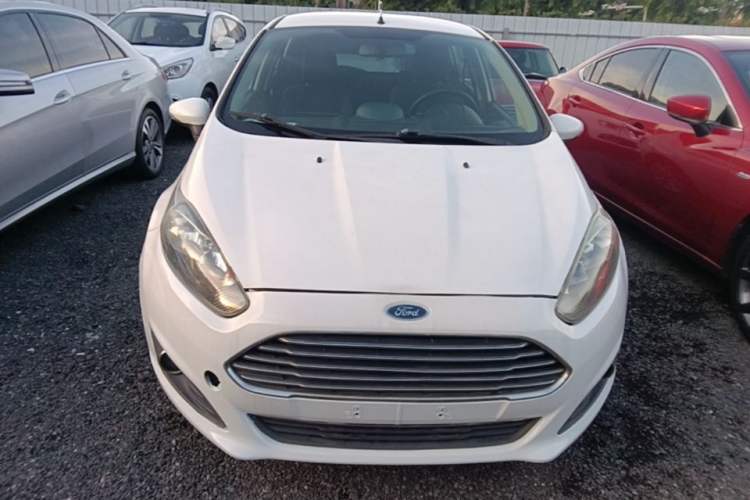 Used Ford Fiesta 2013 Hatchback 1.5L Automatic Fashion Edition Front