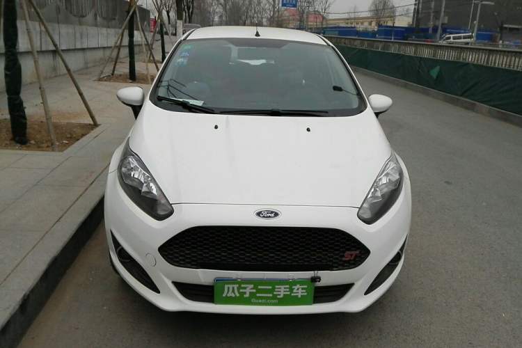 Used Ford Fiesta 2013 Hatchback 1.5L Automatic Fashion Edition Front