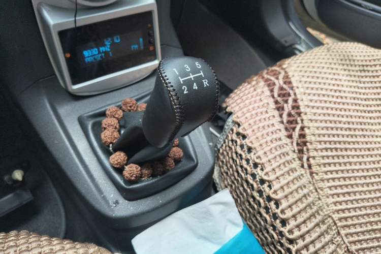 Used Ford Fiesta 2013 Sedan 1.5L Manual Fashion Edition Gear Lever