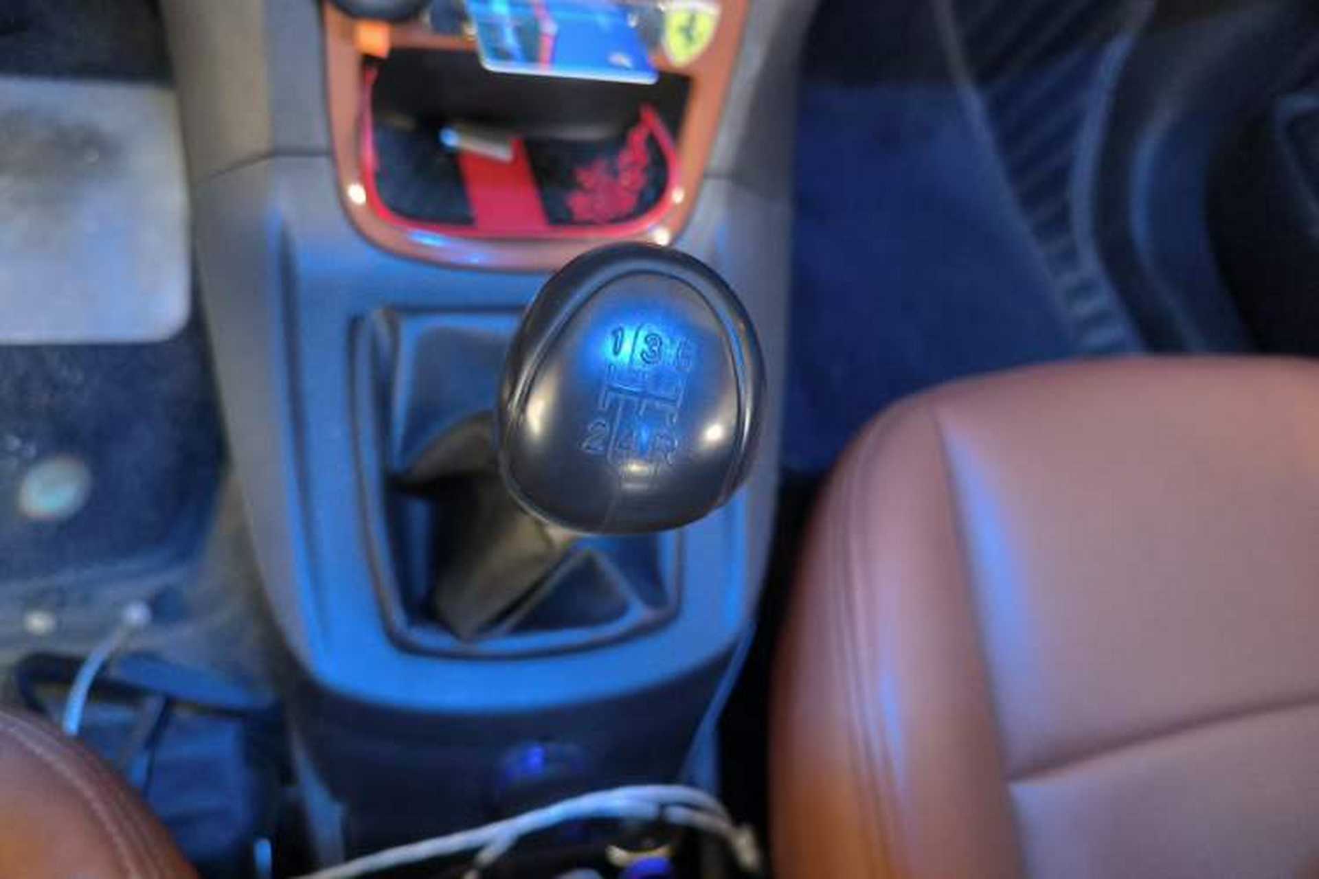 Used Ford Fiesta 2013 Hatchback 1.5L Manual Fashion Edition Gear Lever