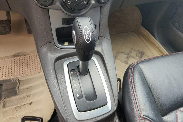 Used Ford Fiesta 2013 Hatchback 1.5L Automatic Prestige Model Gear Lever