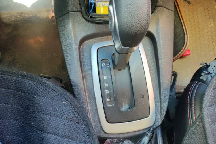 Used Ford Fiesta 2013 Hatchback 1.5L Automatic Sport Model Gear Lever