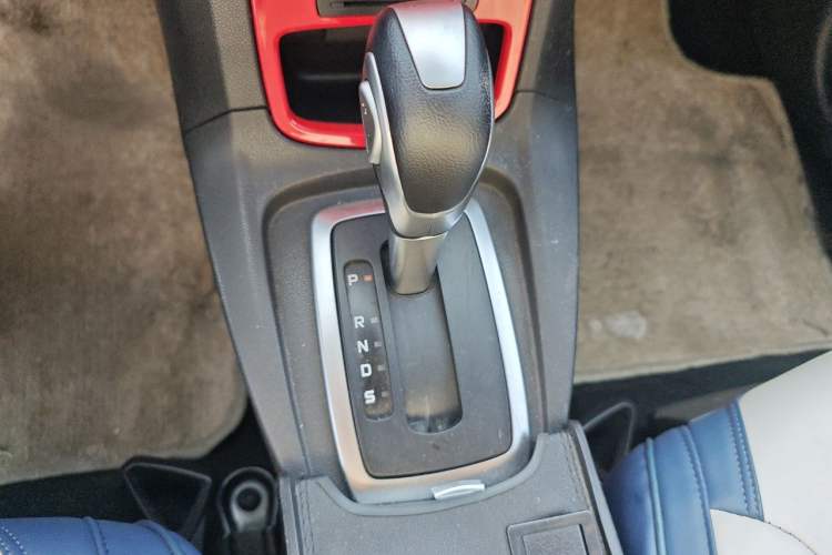 Used Ford Fiesta 2013 Hatchback 1.5L Automatic Sport Model Gear Lever