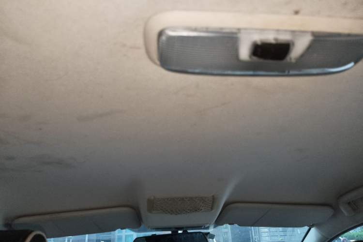 Used Ford Fiesta 2013 Sedan 1.5L Manual Fashion Edition Headliner