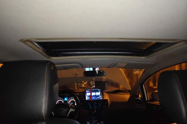 Used Ford Fiesta 2013 Hatchback 1.5L Automatic Dynamic Model Headliner