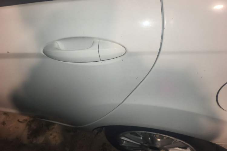 Used Ford Fiesta 2013 Sedan 1.5L Automatic Fashion Edition Headliner