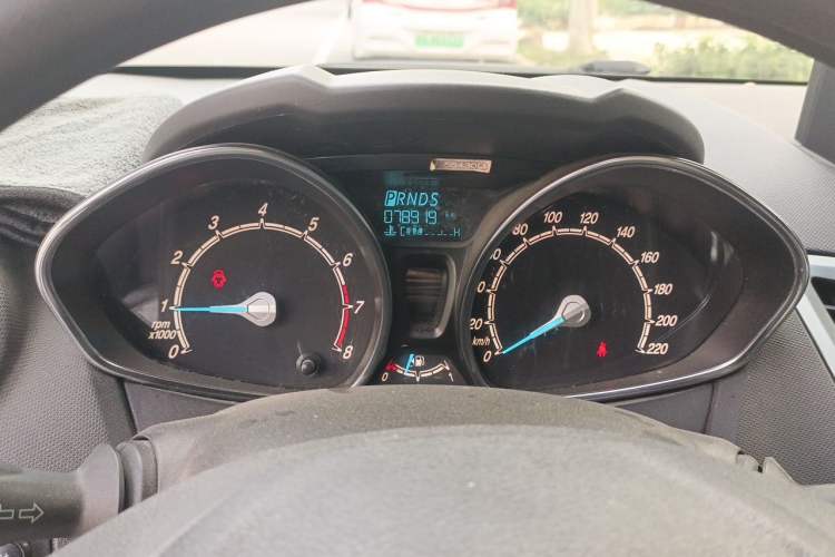 Used Ford Fiesta 2013 Hatchback 1.5L Automatic Fashion Edition Instrument Cluster