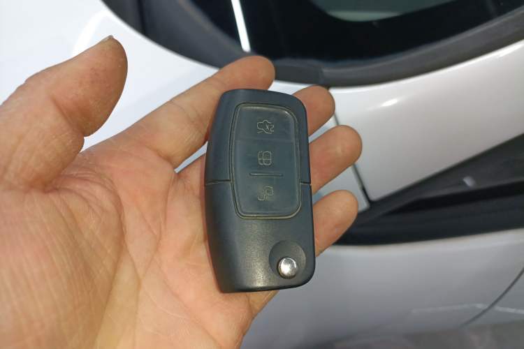 Used Ford Fiesta 2013 Hatchback 1.5L Automatic Fashion Edition Interior 1