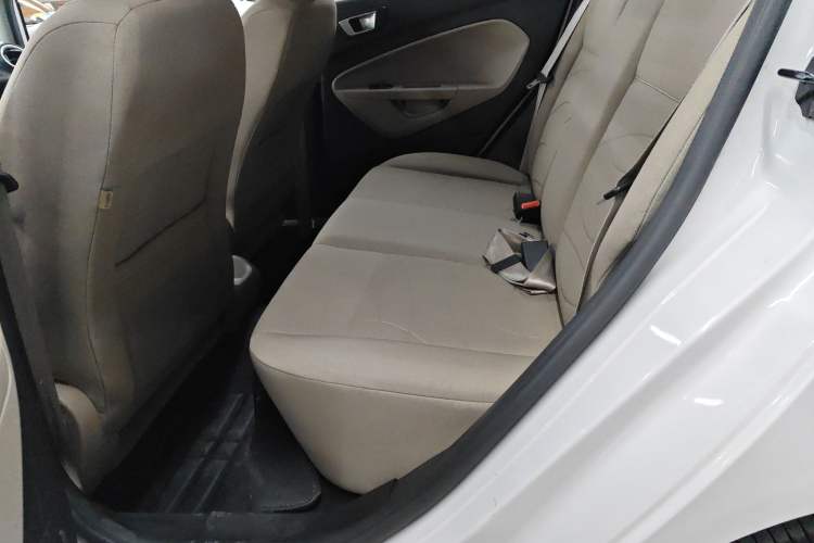 Used Ford Fiesta 2013 Sedan 1.5L Automatic Fashion Edition Interior 1