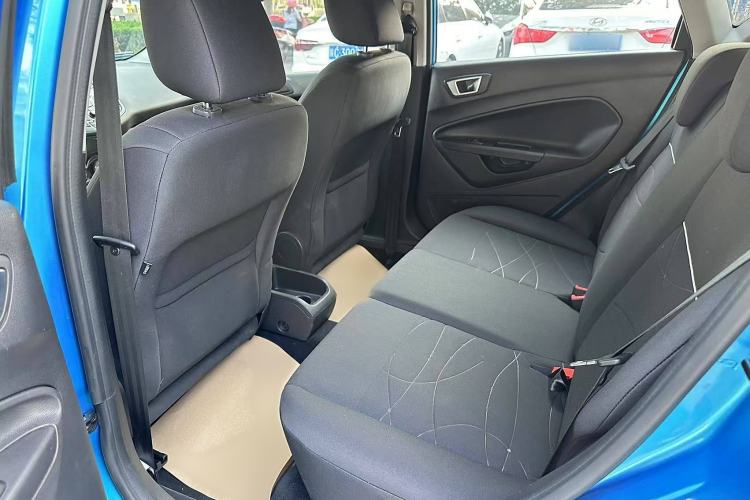 Used Ford Fiesta 2013 Hatchback 1.5L Automatic Fashion Edition Interior 1