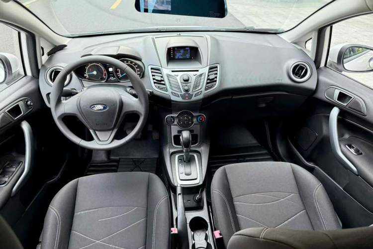Used Ford Fiesta 2013 Hatchback 1.5L Automatic Fashion Edition Interior 1