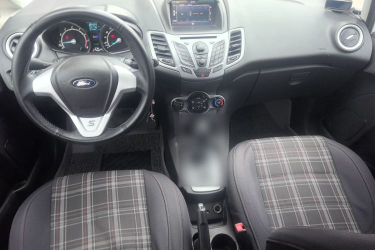 Used Ford Fiesta 2013 Hatchback 1.5L Automatic Fashion Edition Interior 2
