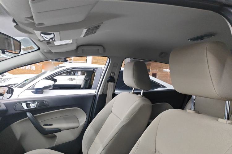Used Ford Fiesta 2013 Sedan 1.5L Automatic Fashion Edition Interior 4