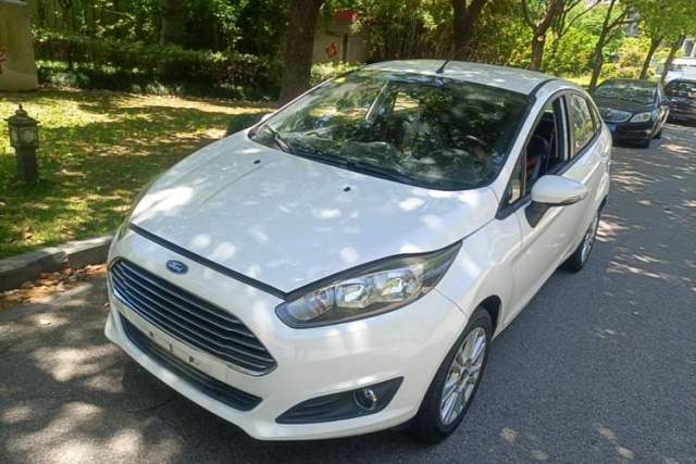Used Ford Fiesta 2013 Sedan 1.5L Manual Fashion Edition