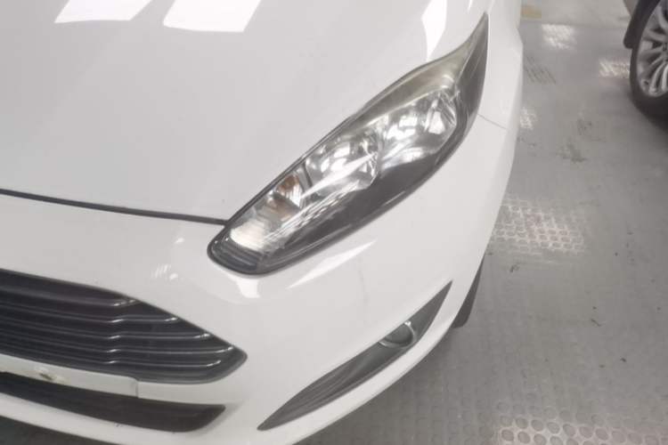 Used Ford Fiesta 2013 Sedan 1.5L Automatic Fashion Edition Left Front Headlight