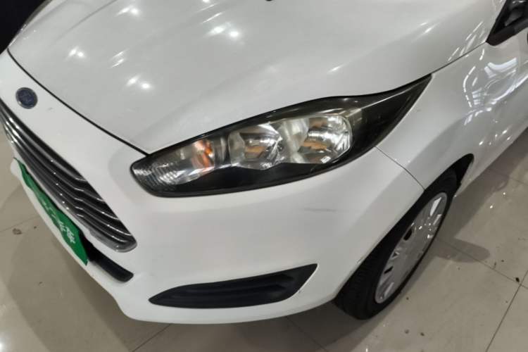 Used Ford Fiesta 2013 Hatchback 1.5L Manual Fashion Edition Left Front Headlight