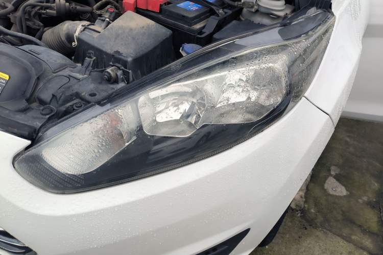 Used Ford Fiesta 2013 Sedan 1.5L Manual Fashion Edition Left Front Headlight