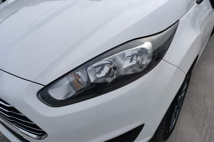 Used Ford Fiesta 2013 Hatchback 1.5L Manual Fashion Edition Left Front Headlight
