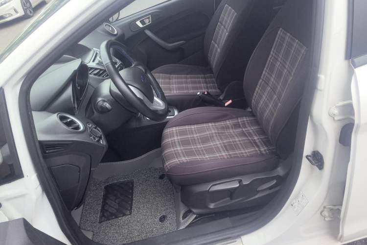 Used Ford Fiesta 2013 Hatchback 1.5L Automatic Fashion Edition Left Front Seat