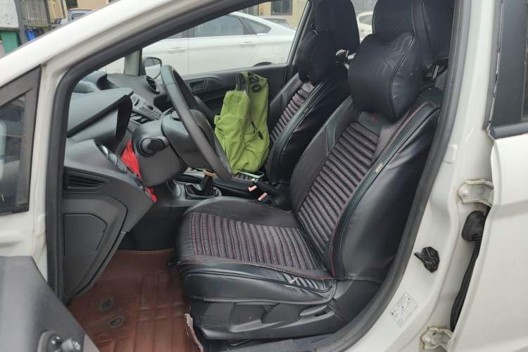Used Ford Fiesta 2013 Hatchback 1.5L Manual Fashion Edition Left Front Seat