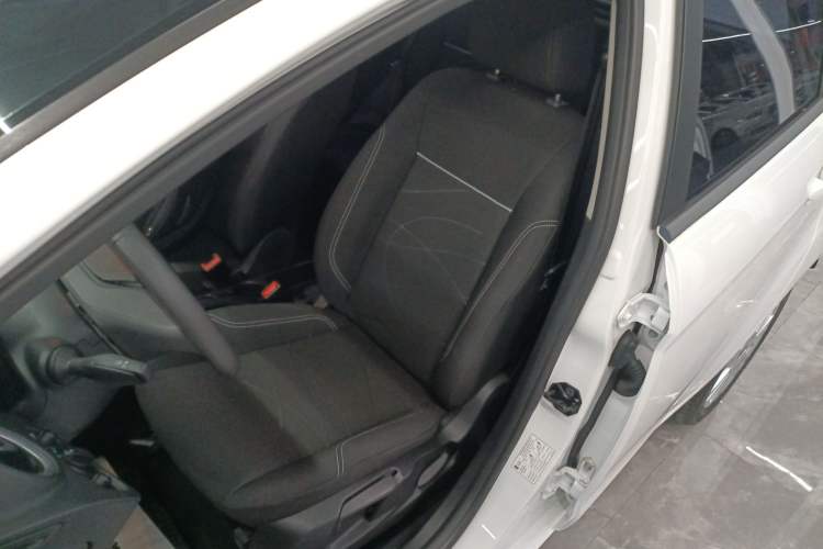 Used Ford Fiesta 2013 Hatchback 1.5L Automatic Fashion Edition Left Front Seat