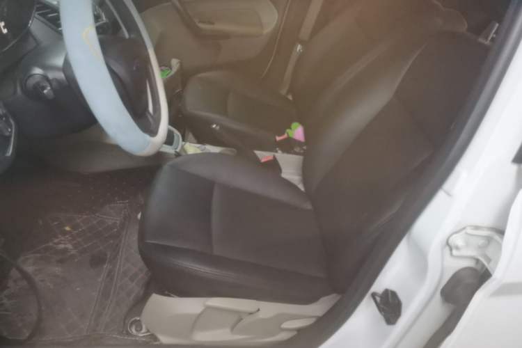 Used Ford Fiesta 2013 Sedan 1.5L Automatic Fashion Edition Left Front Seat