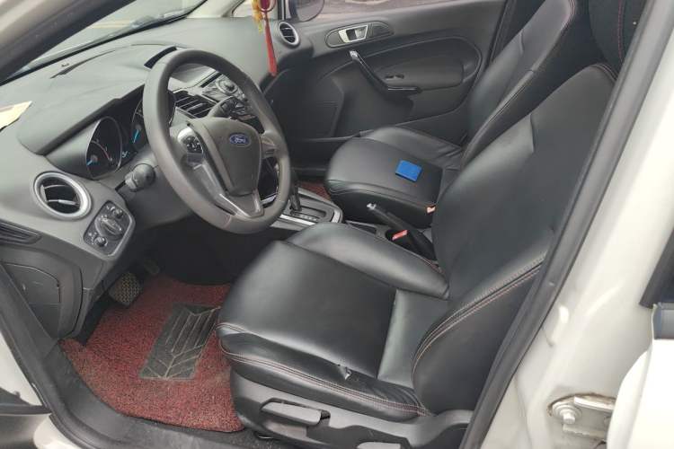 Used Ford Fiesta 2013 Hatchback 1.5L Automatic Sport Model Left Front Seat