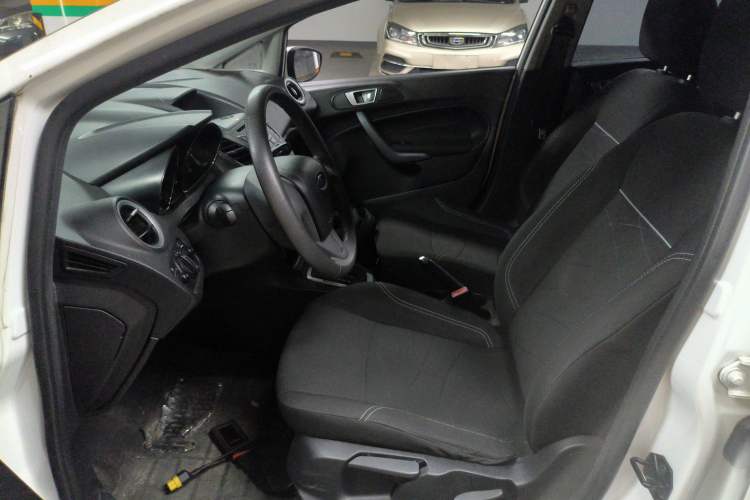 Used Ford Fiesta 2013 Hatchback 1.5L Automatic Fashion Edition Left Front Seat
