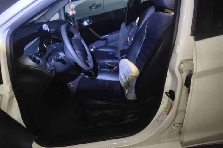 Used Ford Fiesta 2013 Hatchback 1.5L Automatic Fashion Edition Left Front Seat