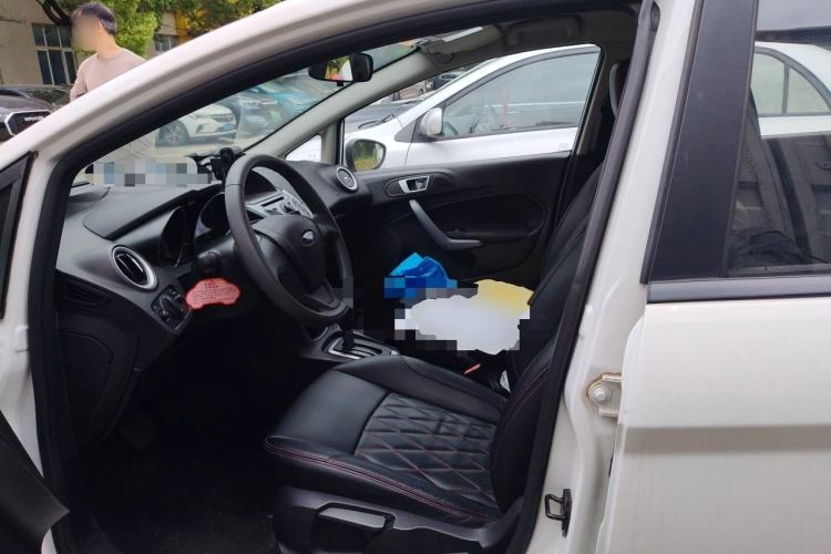 Used Ford Fiesta 2013 Hatchback 1.5L Automatic Fashion Edition Left Front Seat