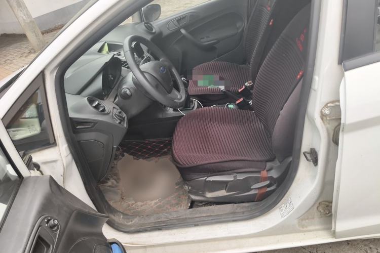 Used Ford Fiesta 2013 Hatchback 1.5L Manual Fashion Edition Left Front Seat