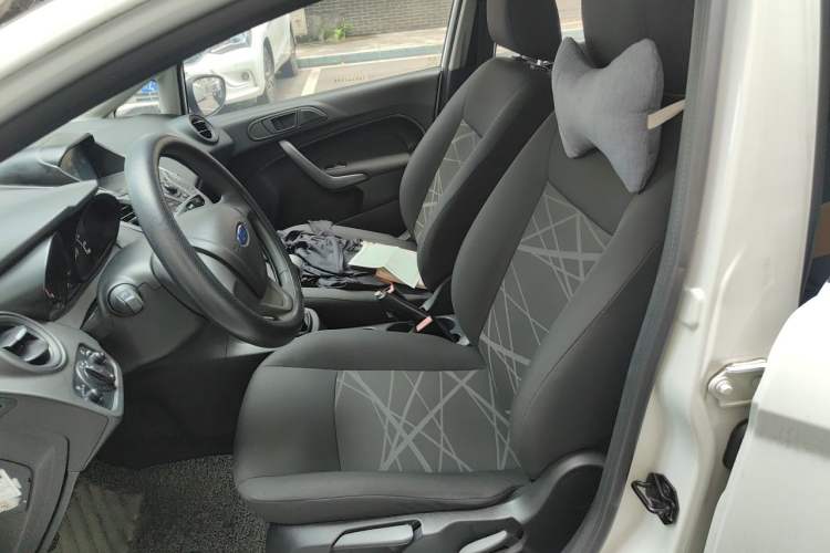 Used Ford Fiesta 2013 Hatchback 1.5L Manual Fashion Edition Left Front Seat