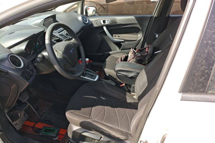 Used Ford Fiesta 2013 Hatchback 1.5L Automatic Fashion Edition Left Front Seat