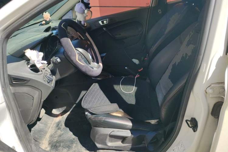Used Ford Fiesta 2013 Hatchback 1.5L Automatic Sport Model Left Front Seat
