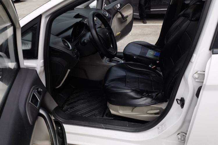 Used Ford Fiesta 2013 Sedan 1.5L Automatic Fashion Edition Left Front Seat
