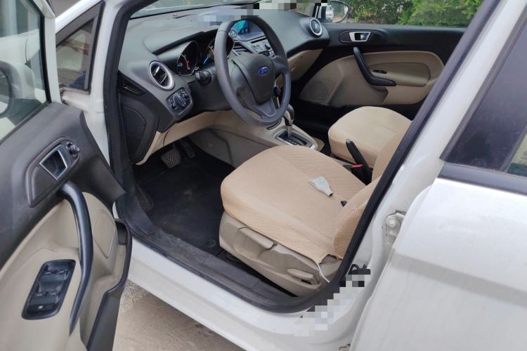 Used Ford Fiesta 2013 Sedan 1.5L Automatic Fashion Edition Left Front Seat