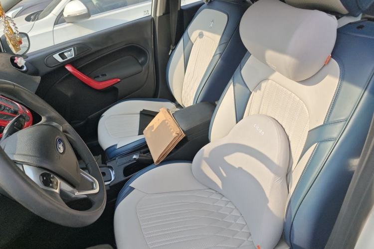 Used Ford Fiesta 2013 Hatchback 1.5L Automatic Sport Model Left Front Seat