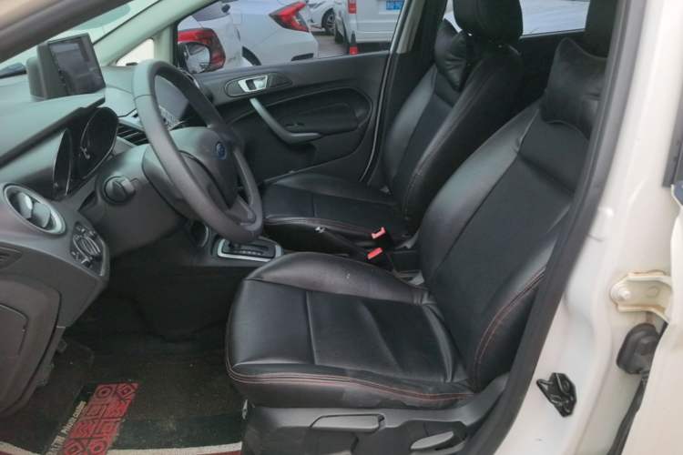 Used Ford Fiesta 2013 Hatchback 1.5L Automatic Fashion Edition Left Front Seat