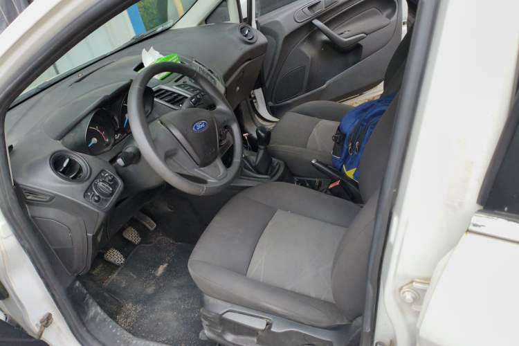 Used Ford Fiesta 2013 Hatchback 1.5L Manual Fashion Edition Left Front Seat