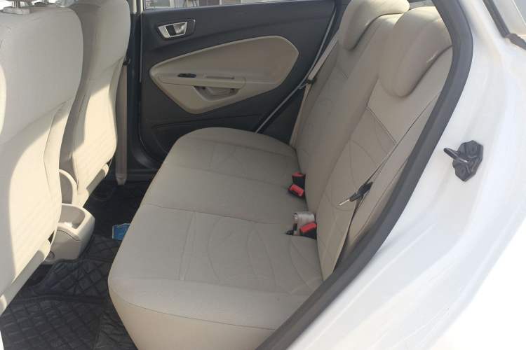 Used Ford Fiesta 2013 Sedan 1.5L Automatic Fashion Edition Left Rear Seat