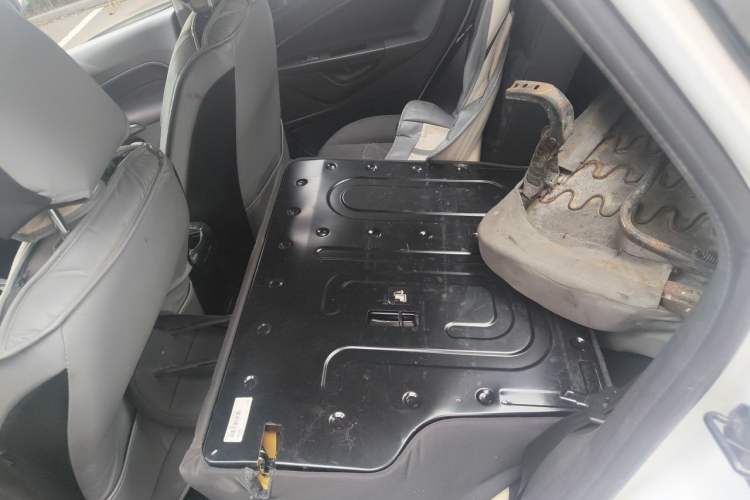 Used Ford Fiesta 2013 Sedan 1.5L Manual Fashion Edition Left Rear Seat