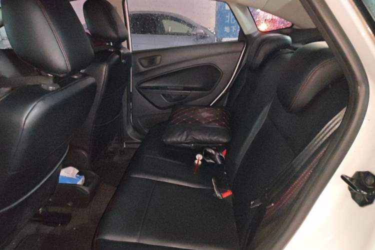 Used Ford Fiesta 2013 Sedan 1.5L Manual Fashion Edition Left Rear Seat