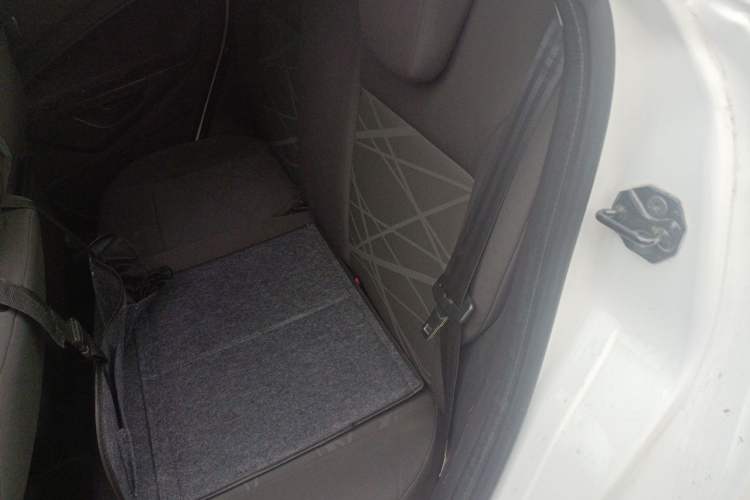 Used Ford Fiesta 2013 Hatchback 1.5L Manual Fashion Edition Left Rear Seat