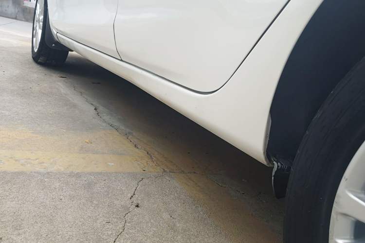 Used Ford Fiesta 2013 Hatchback 1.5L Automatic Fashion Edition Left Side Sill