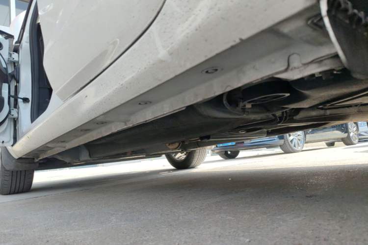 Used Ford Fiesta 2013 Hatchback 1.5L Automatic Prestige Model Left Side Sill