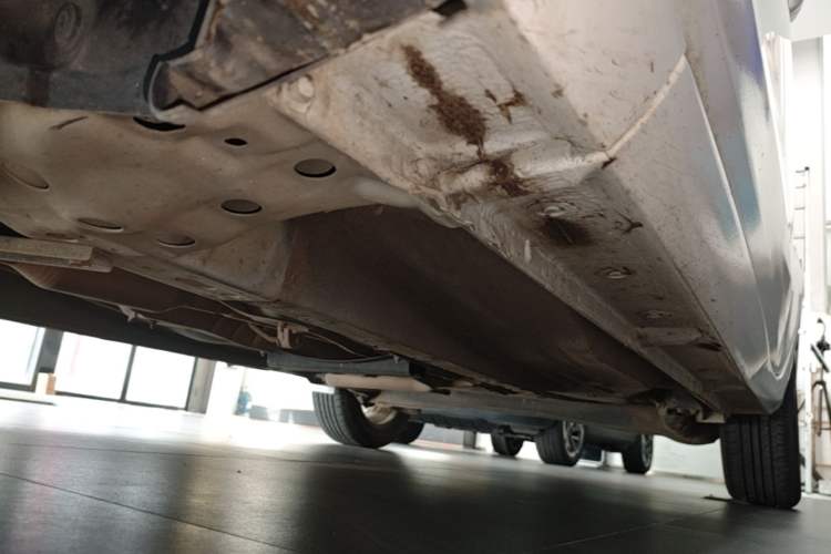 Used Ford Fiesta 2013 Hatchback 1.5L Automatic Fashion Edition Left Side Sill